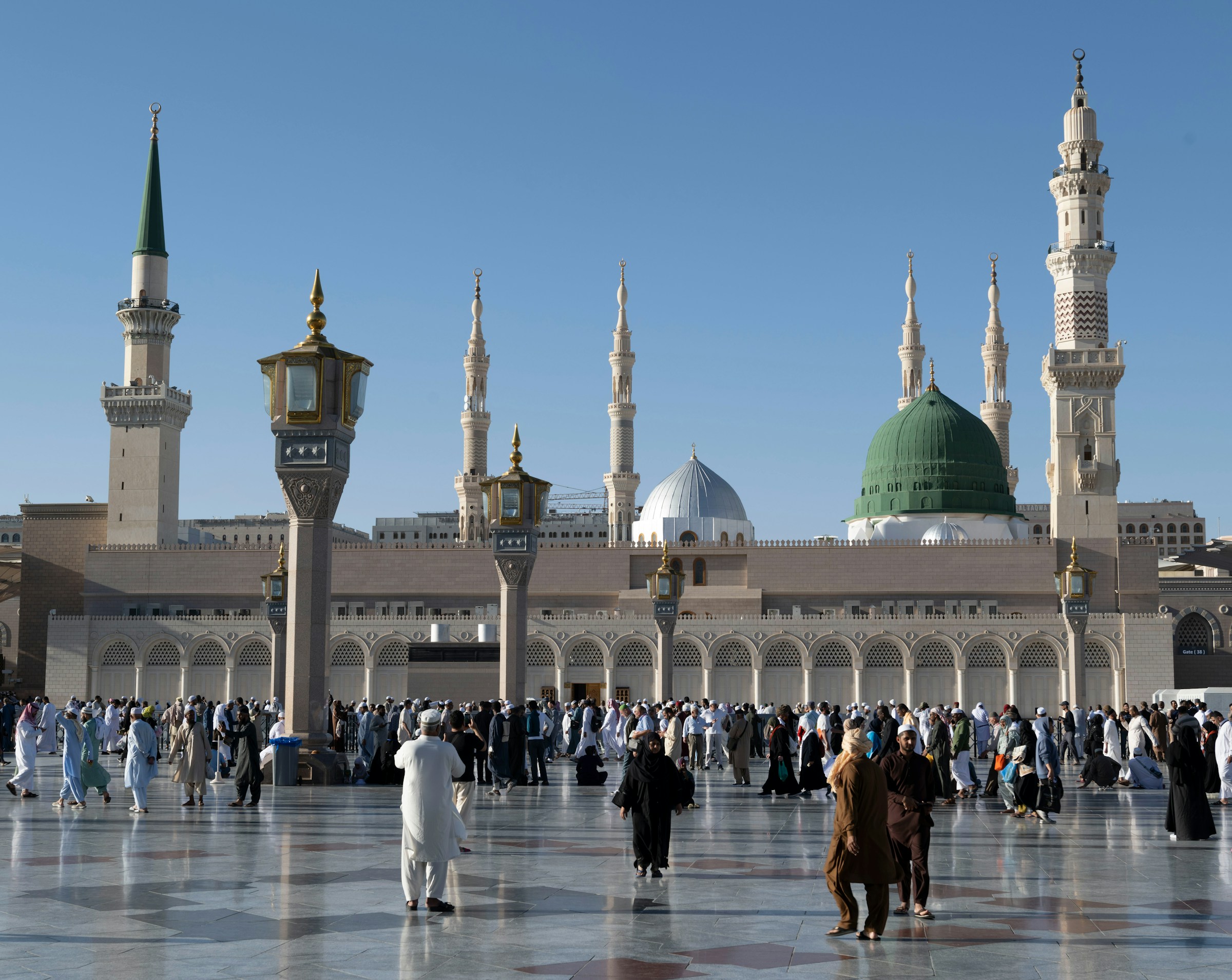 Edinburgh 5 Star 14 Nights Umrah Package